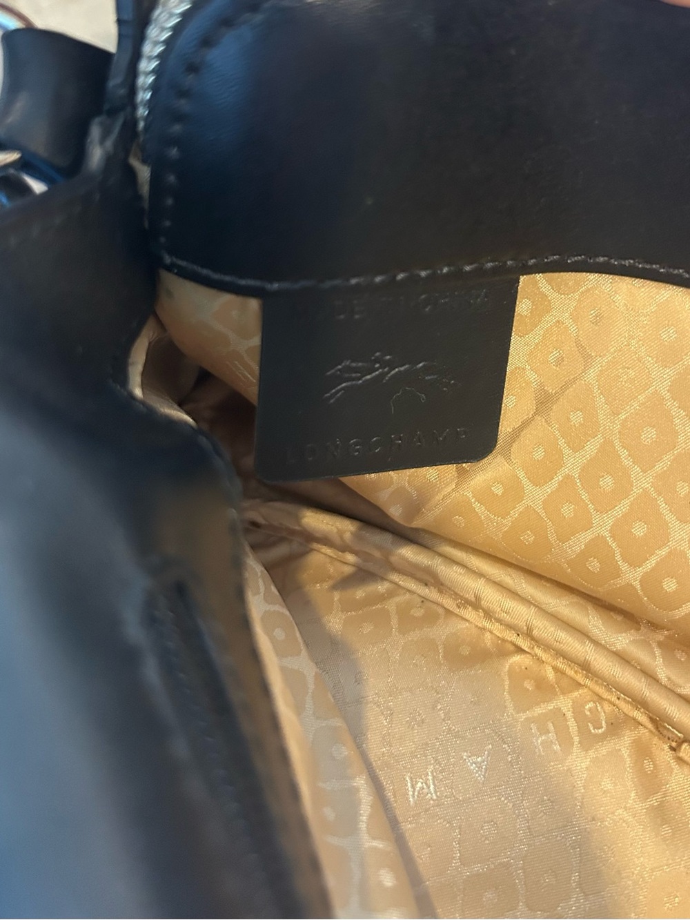 SOLD Longchamp Honore 404 Leather Crossbody - Picture 9 of 16